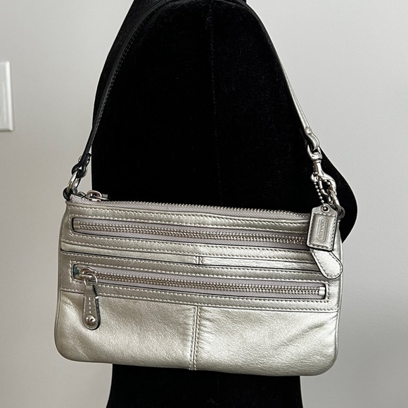 Coach Silver Leather Shoulder Bag - Picture 1 of 11